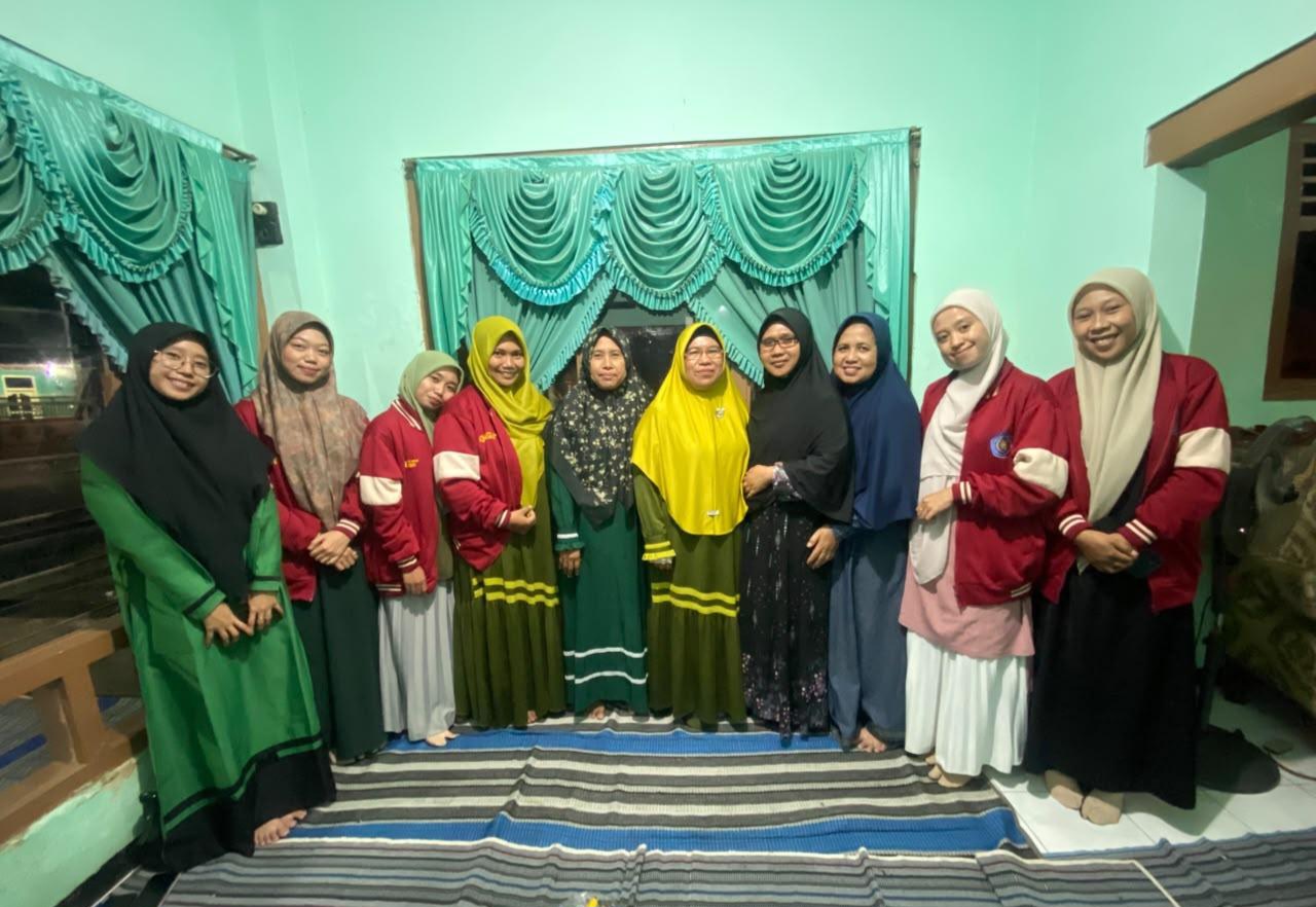 Mahasiswa KKN STIT Muhammadiyah Lumajang Semarakkan Pengajian Rutin di Desa Kebonagung